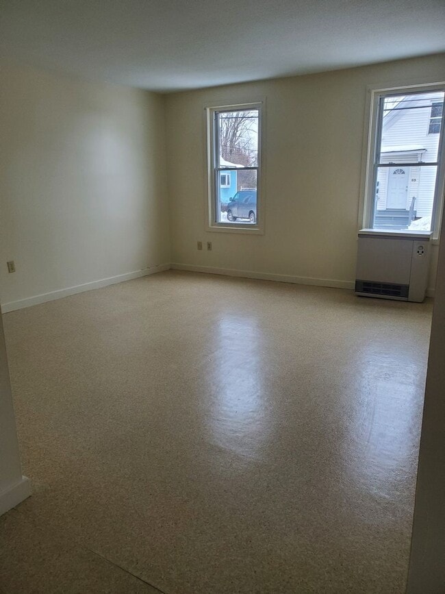 Building Photo - 64 Spring St