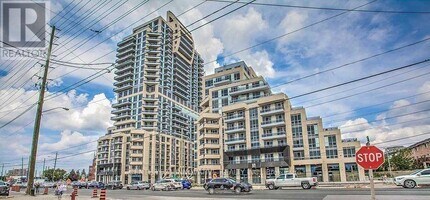 Building Photo - 9205 Yonge St