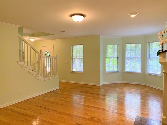 Building Photo - 9368 Buck Haven Trail