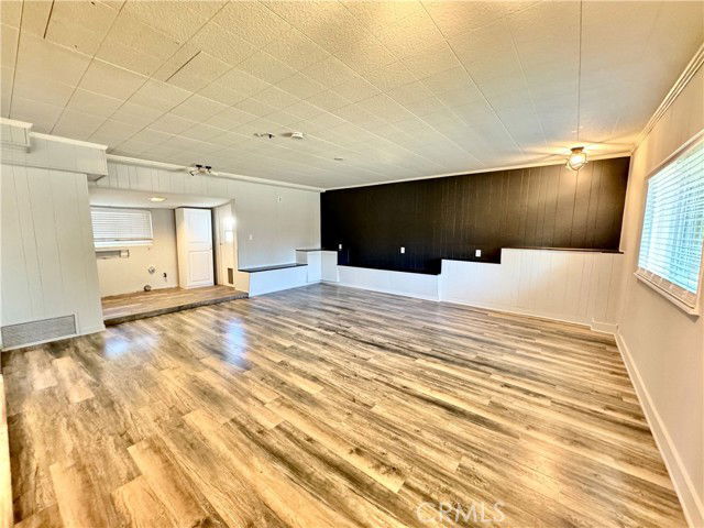 Building Photo - 16737 Pineridge Dr