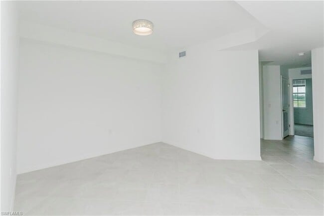 Building Photo - 18461 Copperhead Ct N