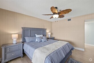 Building Photo - 3170 Matecumbe Key Rd