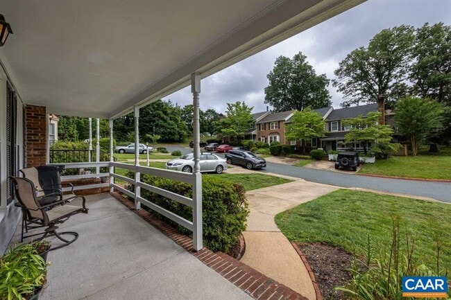 Building Photo - 430 Wynridge Dr