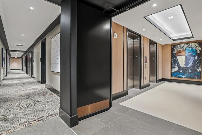 Foto del edificio - 275 1st Ave S