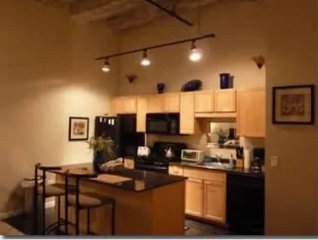 Open Kitchen and Island - 20 N State St