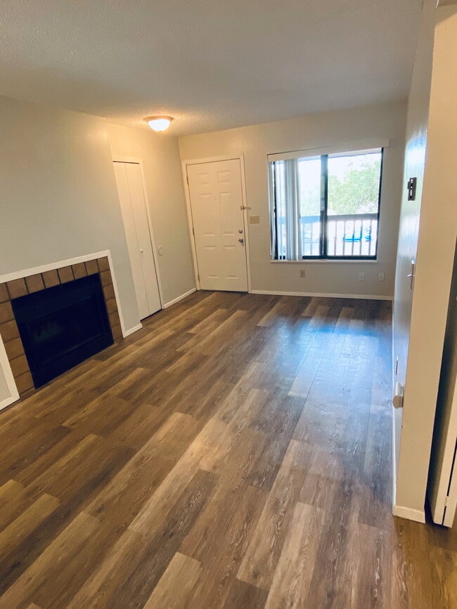 Living room with fireplace - 2912 Straus Ln