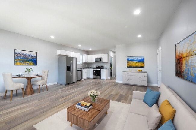 Building Photo - "Chic 3-Bed, 2-Bath Townhouse Gem in Indianapolis – 1250 Sq Ft of Modern Living!"