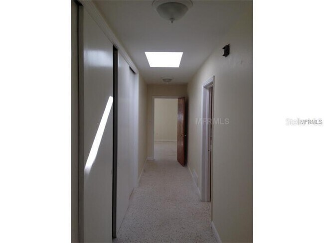 Building Photo - 1545 Bonair St