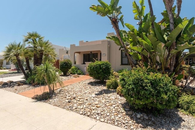 Building Photo - 4544 Kensington Dr
