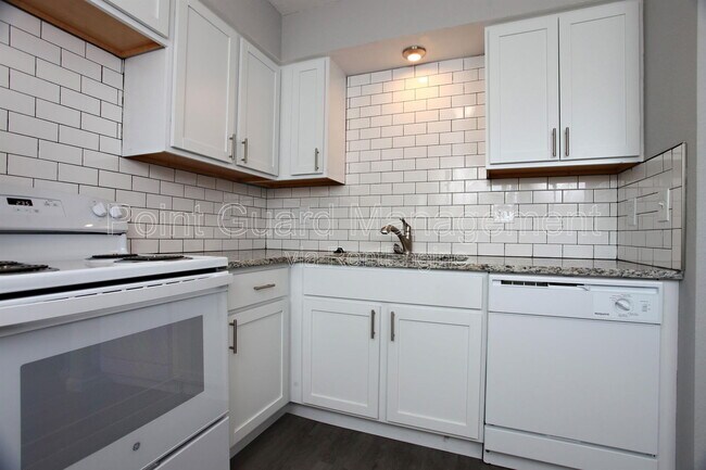 Foto del edificio - 7335 W Newell St