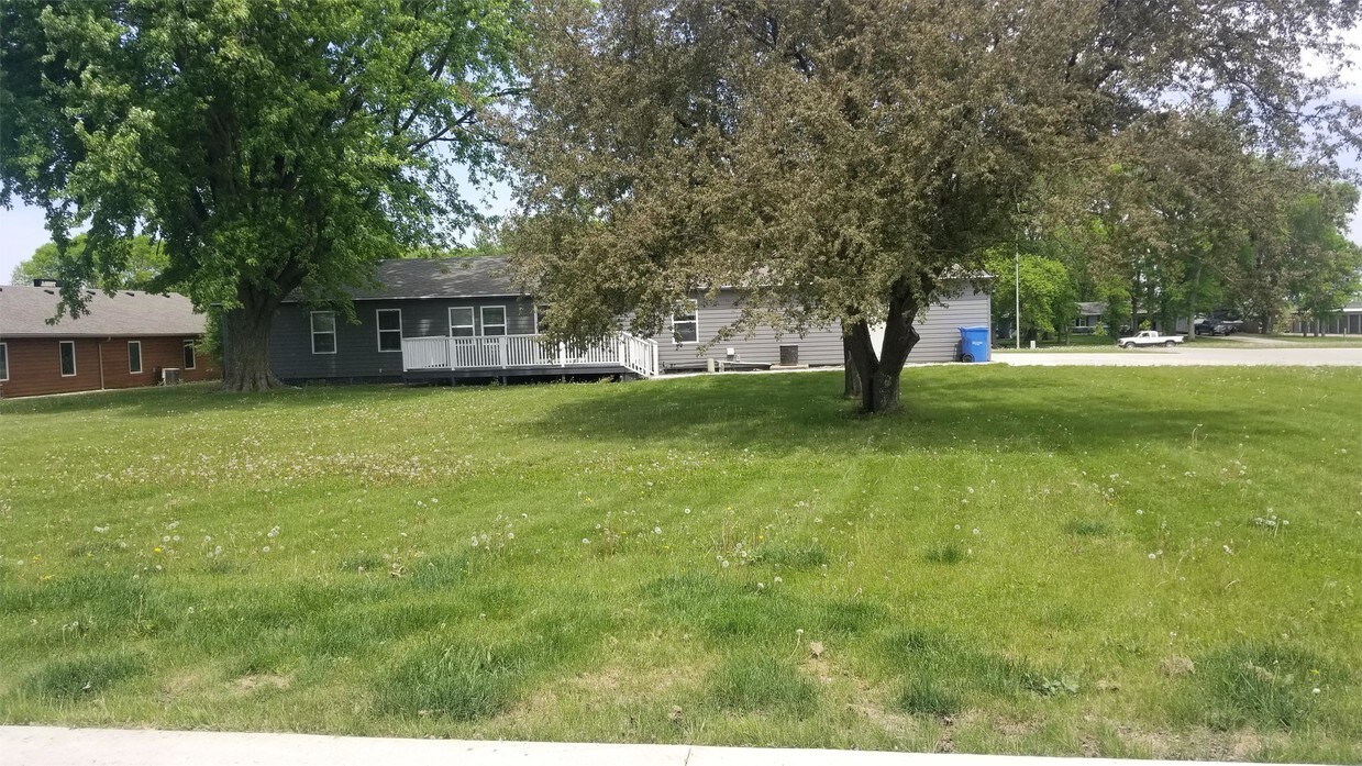 Primary Photo - 1515 NW 2nd St