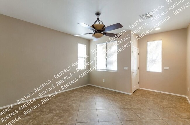 Building Photo - 1595 W Gleaming Moon Ln