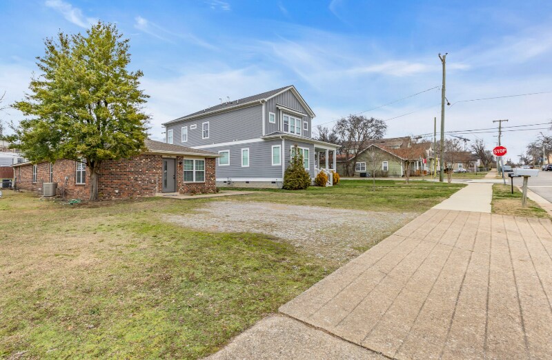 3704 Park Ave Unit A, Nashville, TN 37209 Room for Rent in Nashville