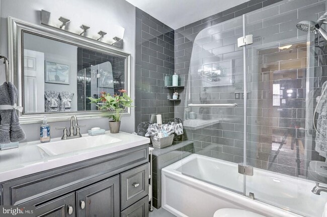 Building Photo - 9235 Limestone Pl