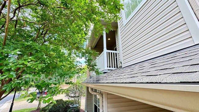 Foto del edificio - 1034 Grand Oak Ln