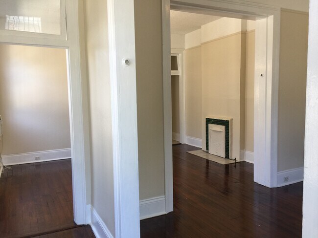 Foto del edificio - 1729 Burdette St