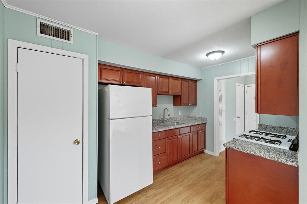 Foto principal - 2206 Mission Hill Dr