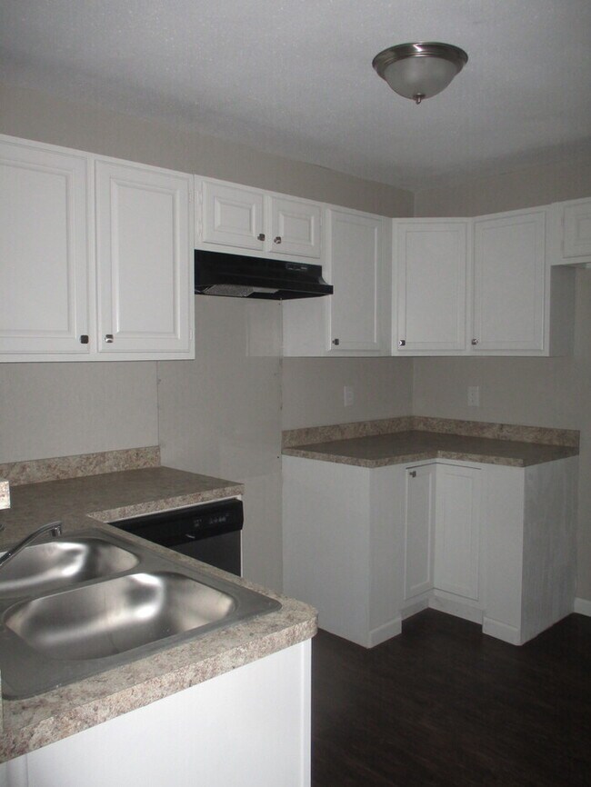 Foto del edificio - 13102 Crystal Cove Dr