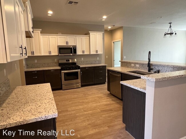 Building Photo - 3 br, 2 bath House - 2228 Hammer Ln