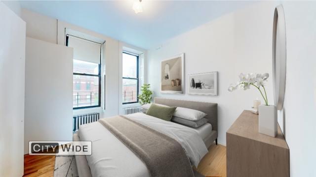 Building Photo - 3 bedroom in NEW YORK NY 10023