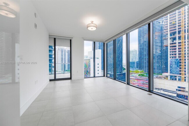 Building Photo - 1010 Brickell Ave