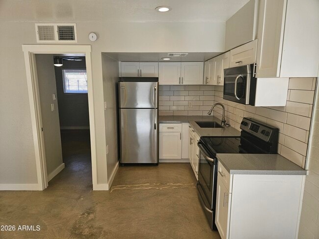 Foto del edificio - 4241 N 26th St