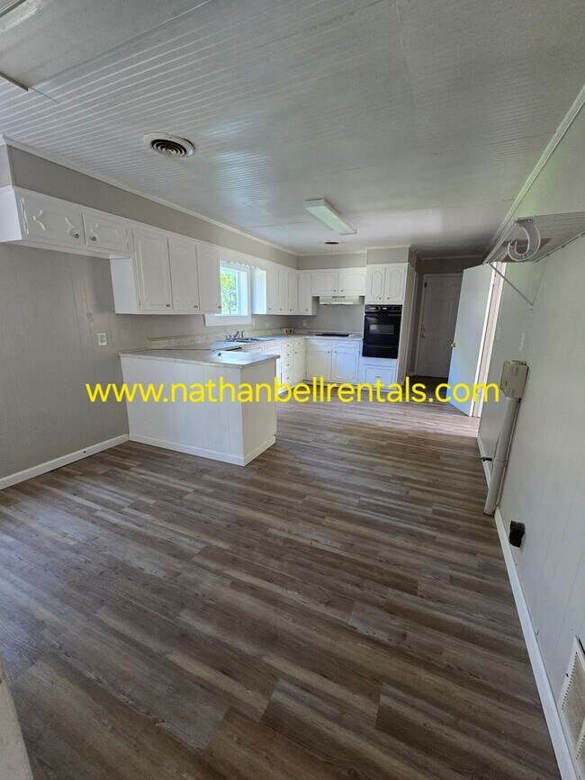 Foto del edificio - 2157 E Price St