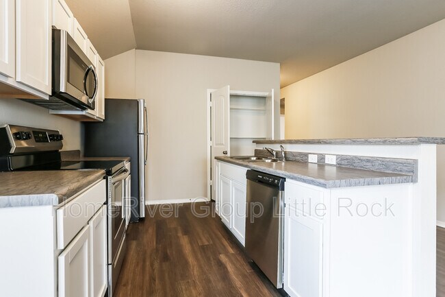 Foto del edificio - 2088 Dandelion Dr