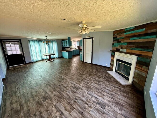 Foto del edificio - 15275 NE 238th St