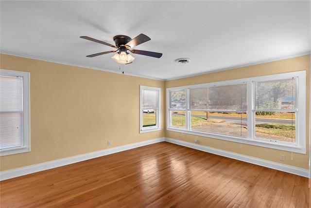 Building Photo - 3618 Gilbert Dr