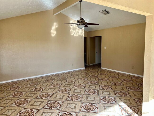 Foto del edificio - 5107 Ridgeton Dr