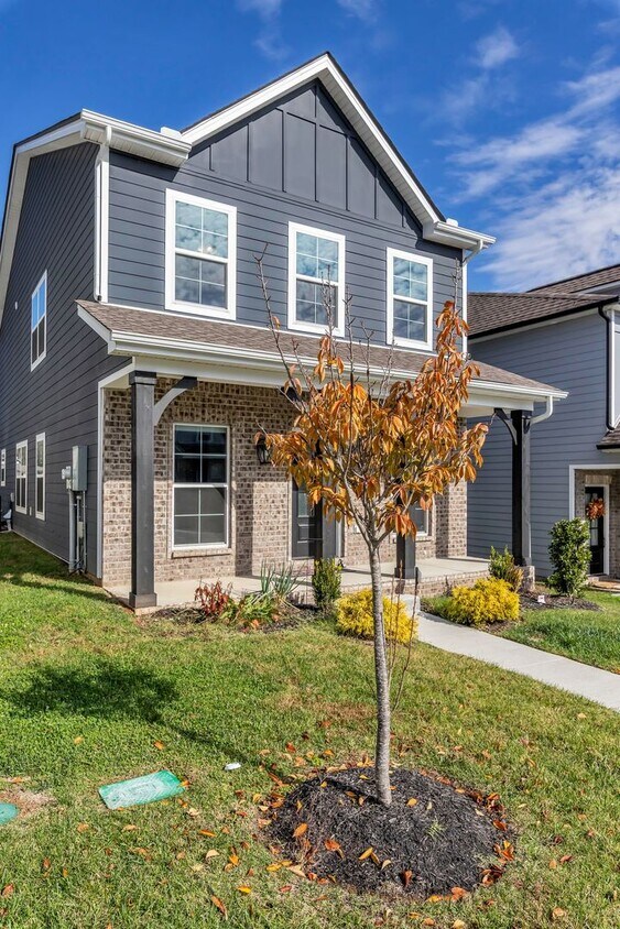 Foto principal - Beautiful Home in Hamlet at Carothers Cros...