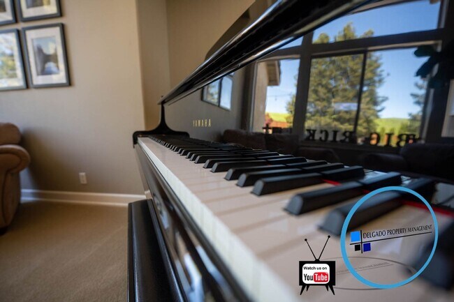 Building Photo - Benicia! Waters End single level four bedr...