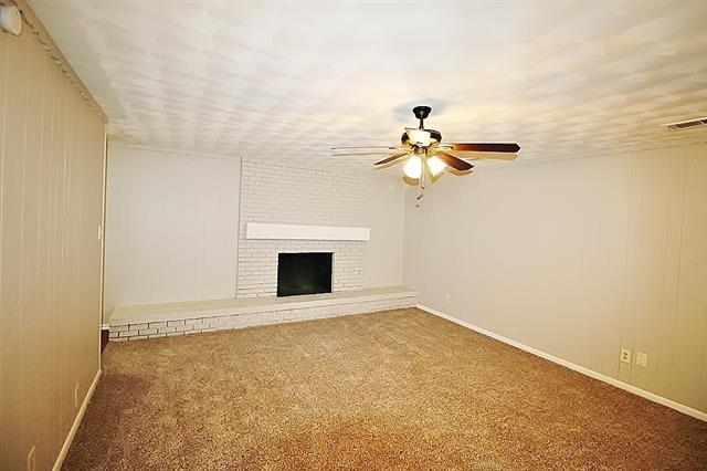 Foto del edificio - 938 W Pleasant Run Rd
