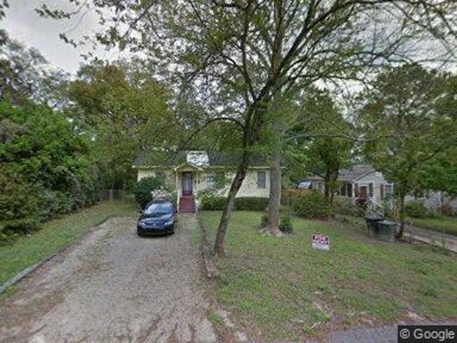 Building Photo - Adorable 3bdrm 1 bath bungalow in central midtown location, "Circle Beautiful" subdivision.