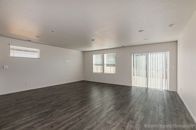 Foto del edificio - 52226 SE 6th St