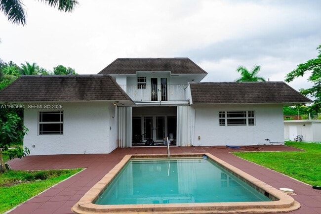 Foto del edificio - 901 SW 121st Ave