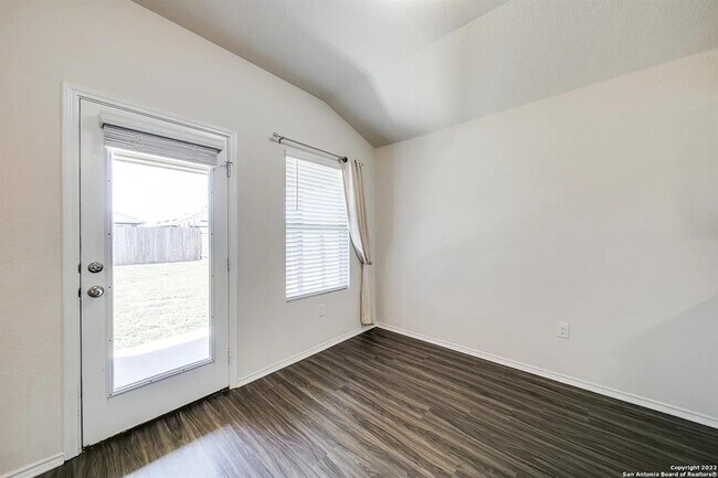 Building Photo - 509 Moonvine Way