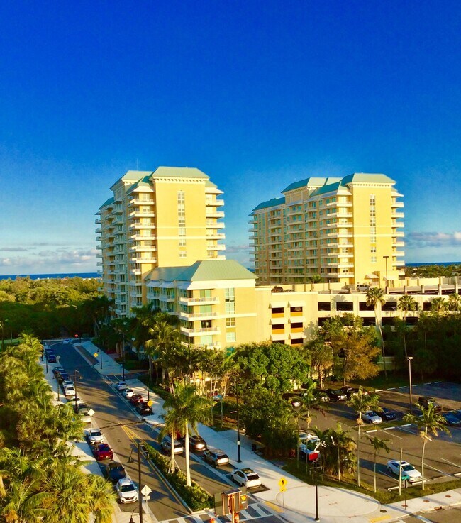 Foto del edificio - 350 N Federal Hwy