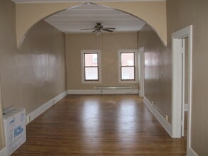 Building Photo - 118 Spring St