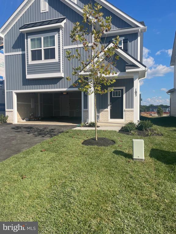 Building Photo - 107 Haida Ln
