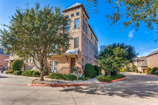 Foto del edificio - 13621 New Castle Dr