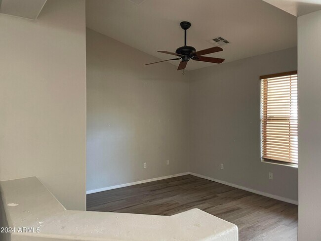 Building Photo - 16429 N 152nd Ct