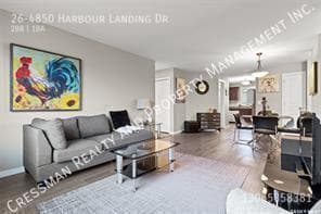 Building Photo - 2 Bedroom Main Level Townhouse