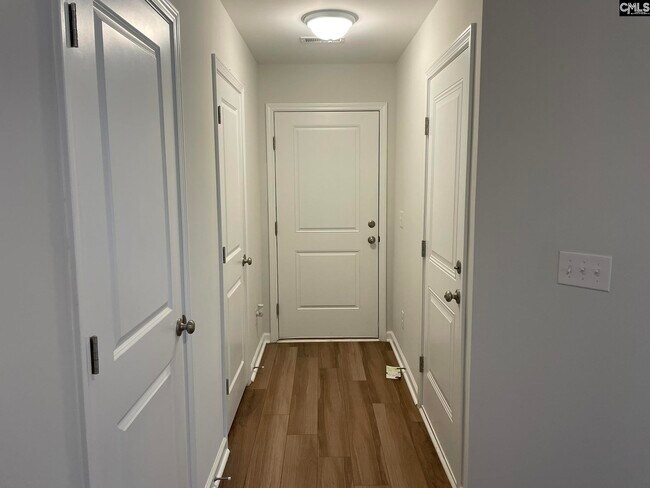 Foto del edificio - 434 Eclipse Ln