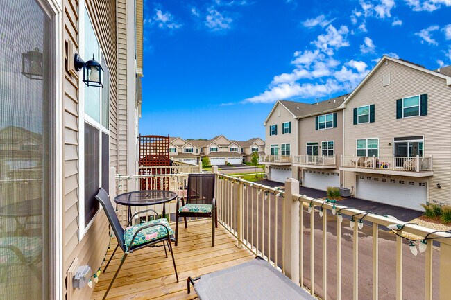 Building Photo - 1624 Bentz Way