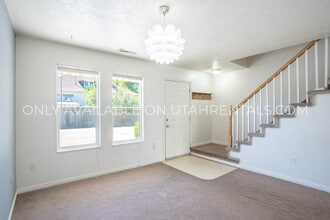 Building Photo - 74 S 100 W