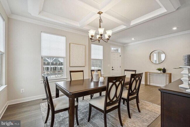 Building Photo - 209 Southern View Dr