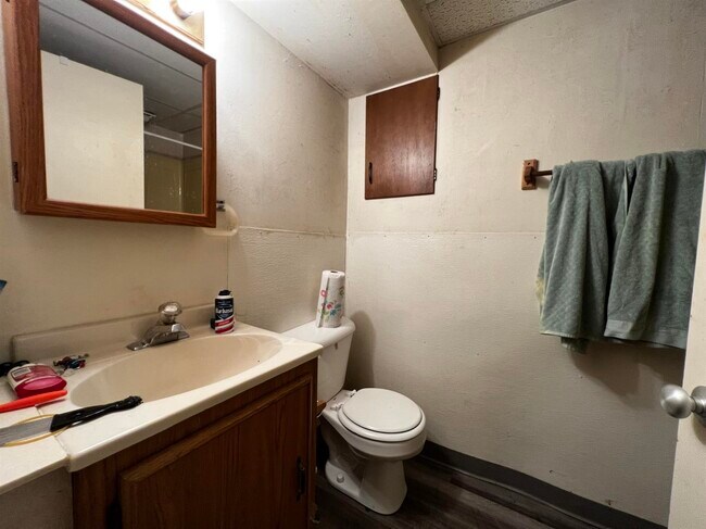 Foto del edificio - 614 1/2 N Gilbert St-