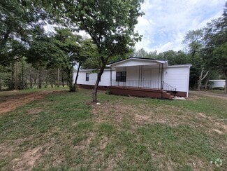 Building Photo - 462 Pineywoods Rd